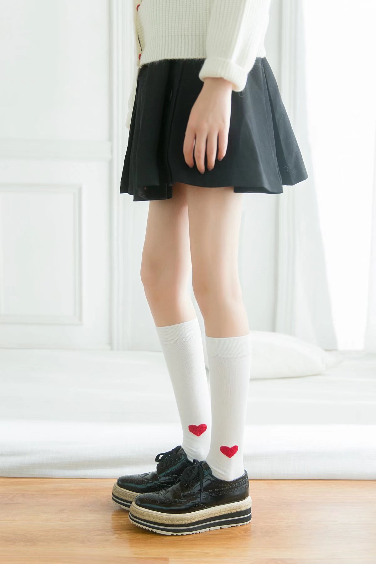 Autumn And Winter Socks Wholesale Fashion Love Cotton Socks Thin Calf Socks Crew Knee Socks